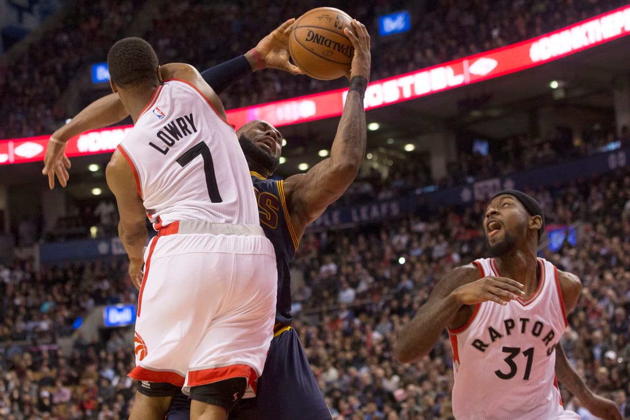 En el segundo periodo los locales lograron detener a su rival y por momento alcanzaron a tener la ventaja, pero se fueron al descanso 61-62 abajo.