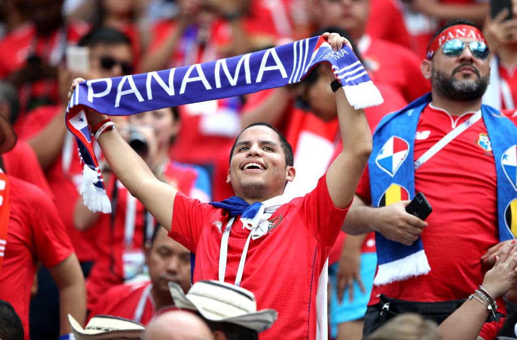 Los seguidores de Inglaterra y Panamá viven con alegría la segunda presentación de sus seleccionados en el grupo G del Mundial de Rusia 2018.