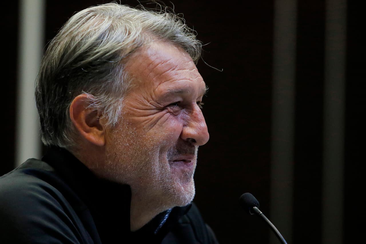 Ni La Volpe ni Hugo: Martino es el DT con más jugadores debutados en el Tri