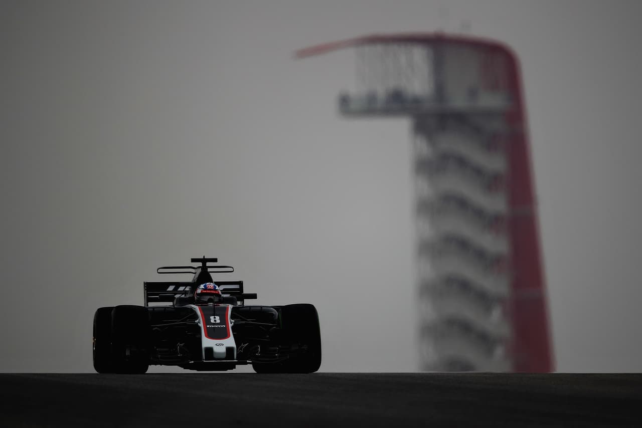 El Top 15 lo cierra Romain Grosjean (Haas) al marcar un tiempo de 1:39:336.