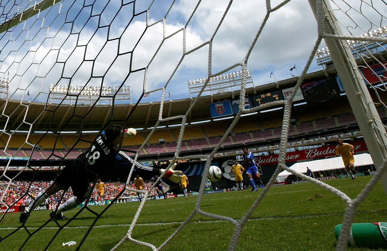 2004 - Este 3-2 Oeste: RFK Stadium (21,378 espectadores)