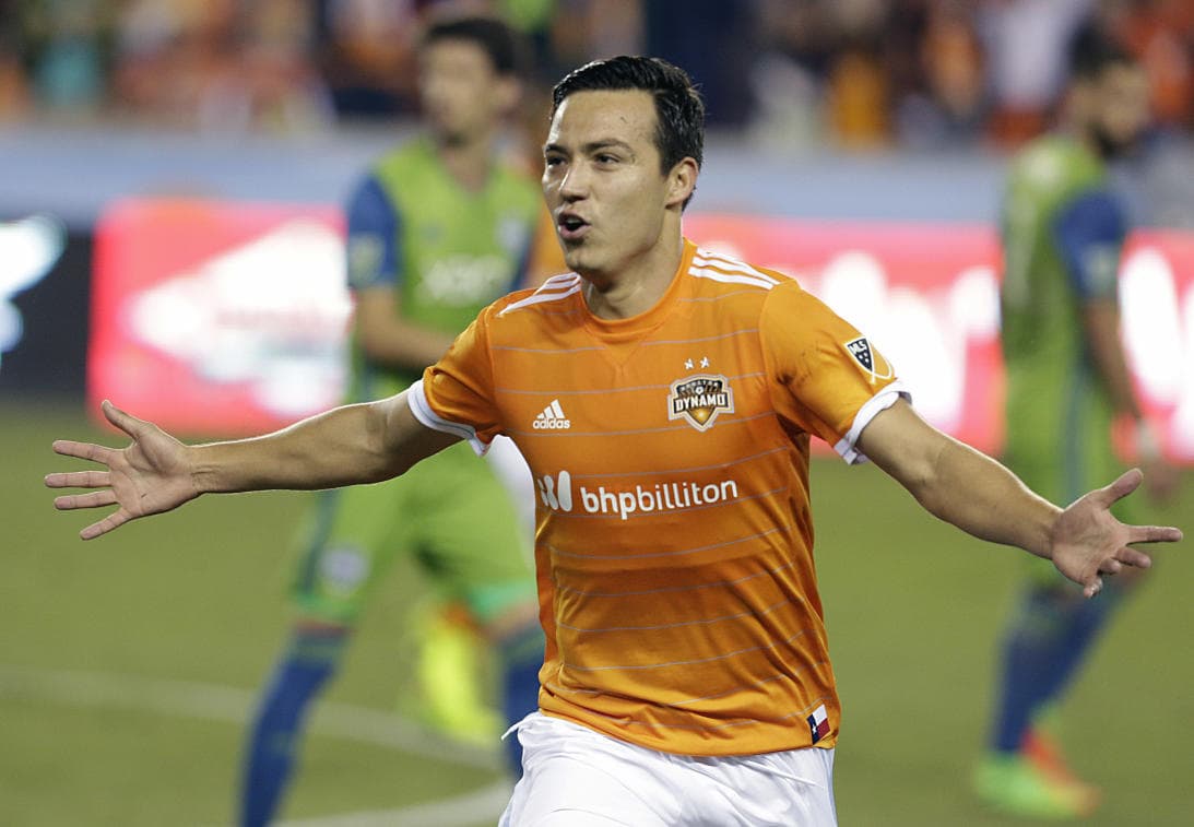 Para el joven delantero este fue su séptimo gol en 7 partidos jugados con el Dynamo en esta temporada de la Major League Soccer.