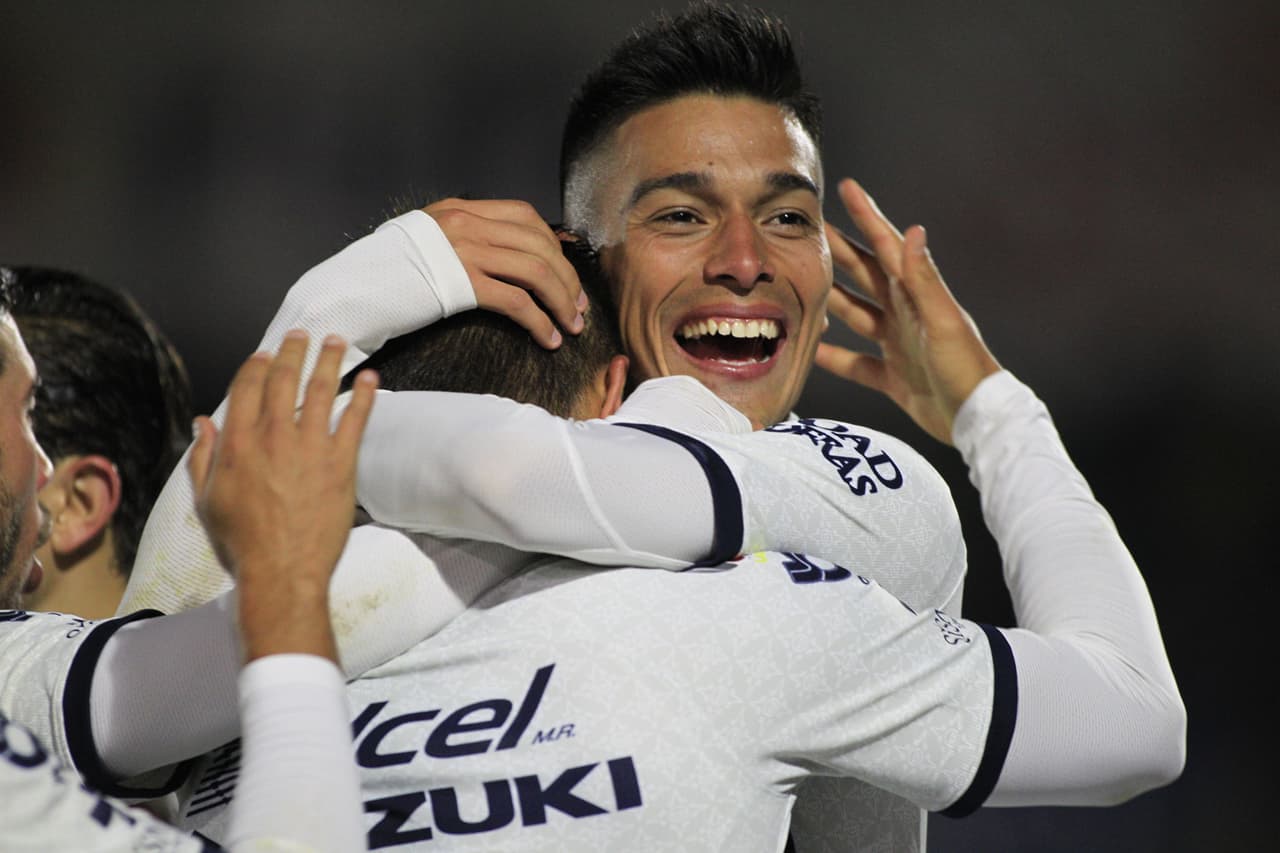 Mientras por Pumas marcaron Juan Pablo Vigón 15'), Andrés Iniestra (39'), Favio Álvarez (49') y Carlos González 59').