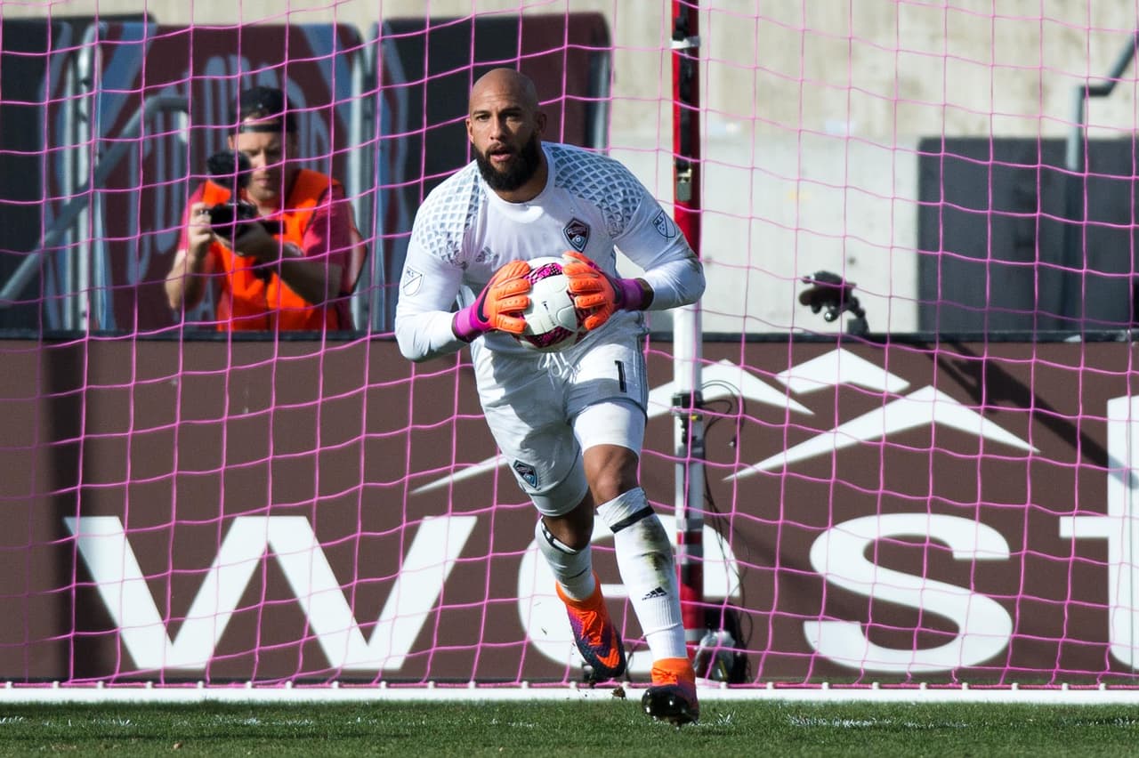 Tim Howard le ha dado nueva vida a Colorado Rapids, ayudándolos a llegar a la postemporada en 2016 luego de que el equipo tuviera una terrible campaña el año anterior.