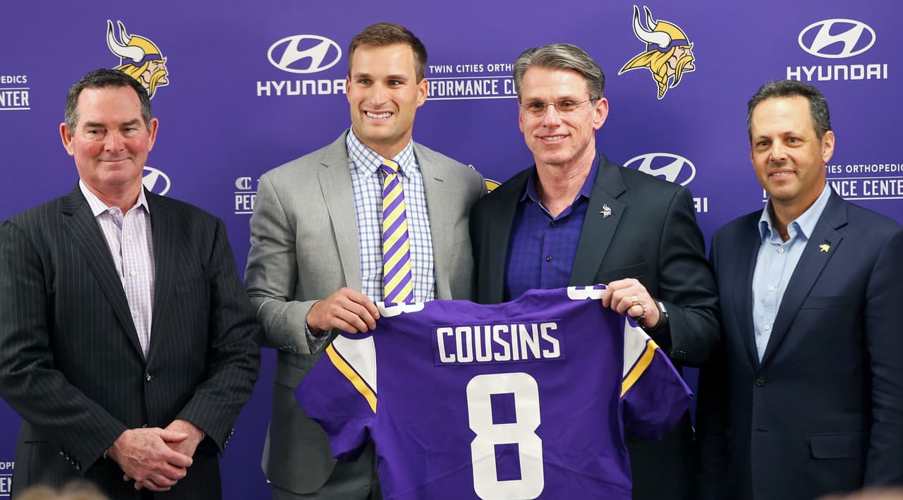 Minnesota Vikings hace oficial la contratación de Kirk Cousins
