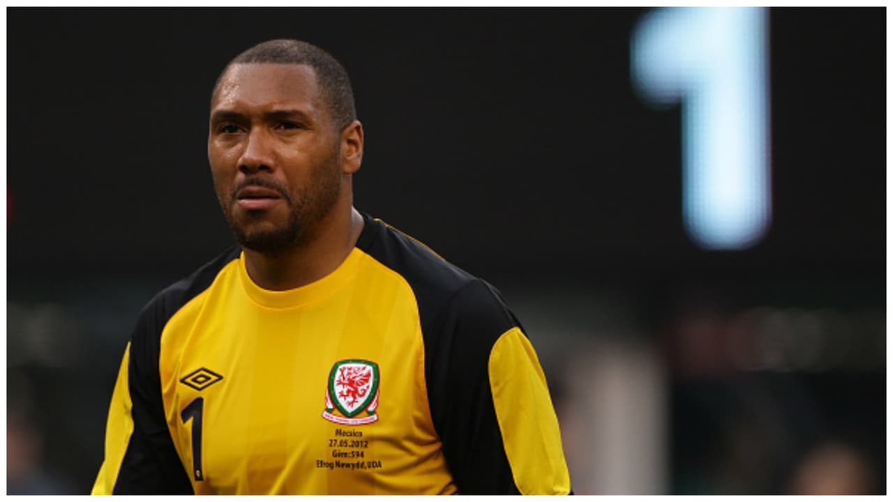 Brown se retiró en el 2015.