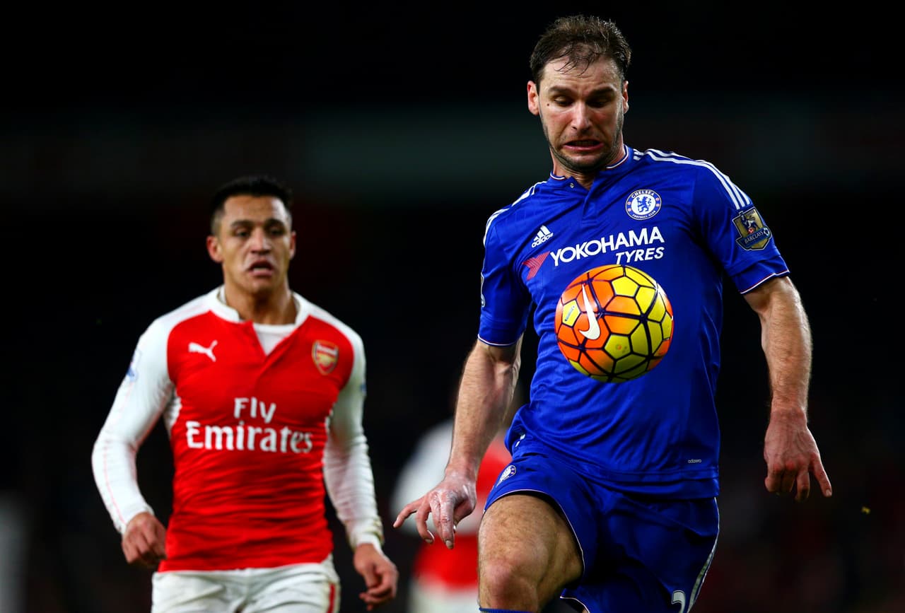 El partido tuvo cita en el estadio Emirates. El cuadro local buscaba un triunfo que los acercara a la cima de la clasificación, mientras que los azules aspiraban a los 3 puntos para mejorar su pobre actuación en lo que va de la campaña.
