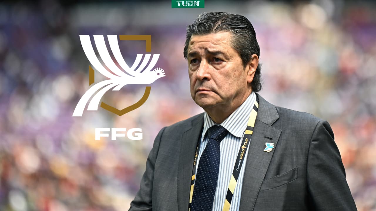 Selección de Guatemala niega salida de Luis Fernando Tena por complicaciones de salud