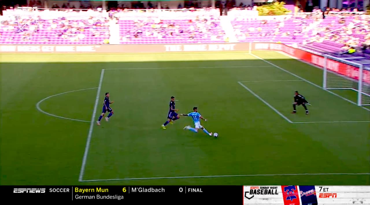 Pedro Gallese vuelve a salvar a Orlando City al atajar un mano a mano