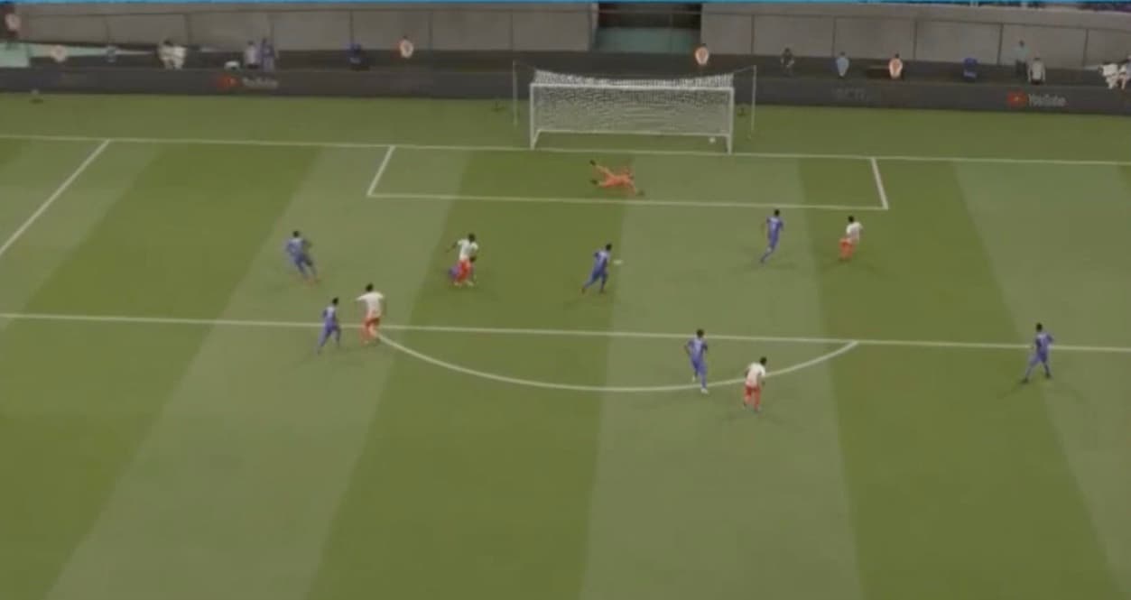 Cruz Azul no logra aguantar la ventaja y en la última jugada del partido Kevin Mercado se logra meter en el área de la Máquina para marcar el tanto del empate.