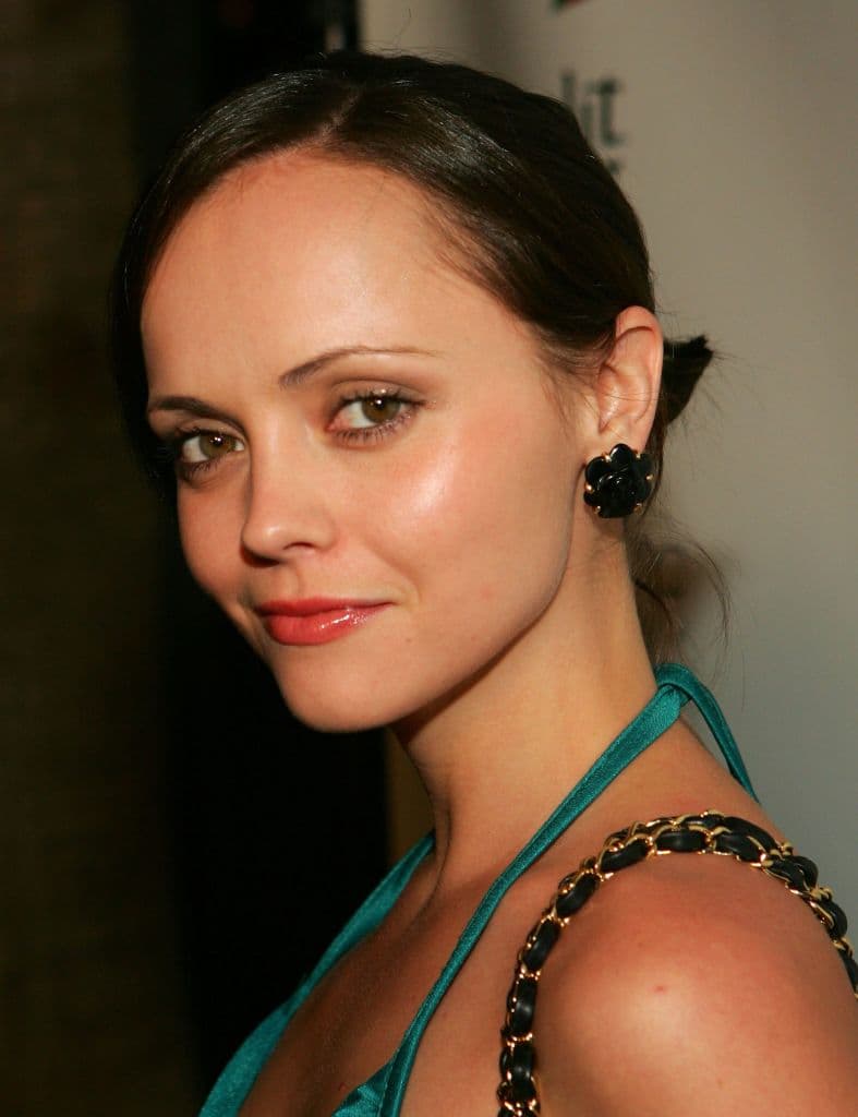 La película aún no cuenta con título oficial, pero es llamada tentativamente The Matrix 4.