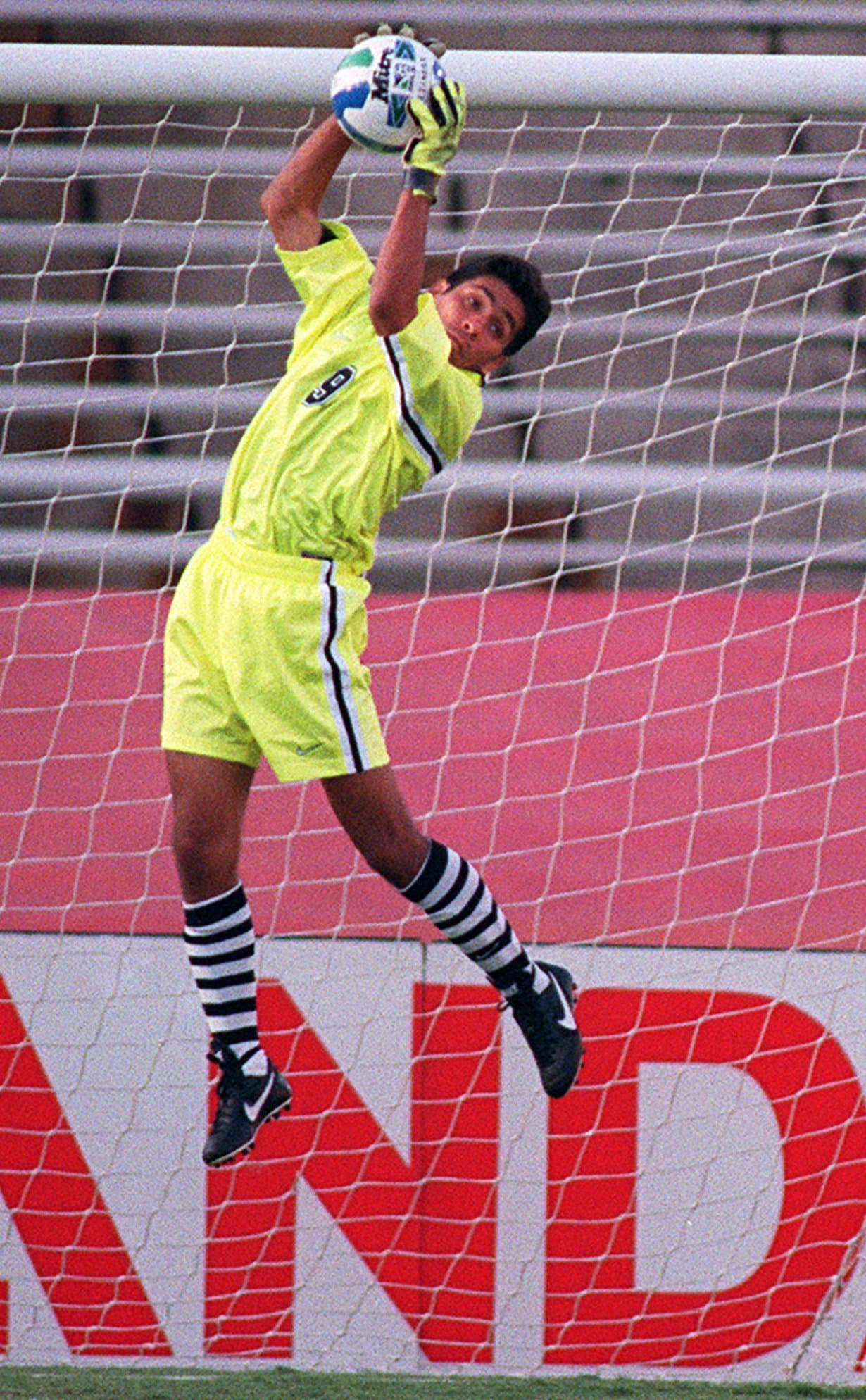 El exportero mexicano jugó dos ediciones del Juego de Estrellas de la MLS, en 1996 y 1998.