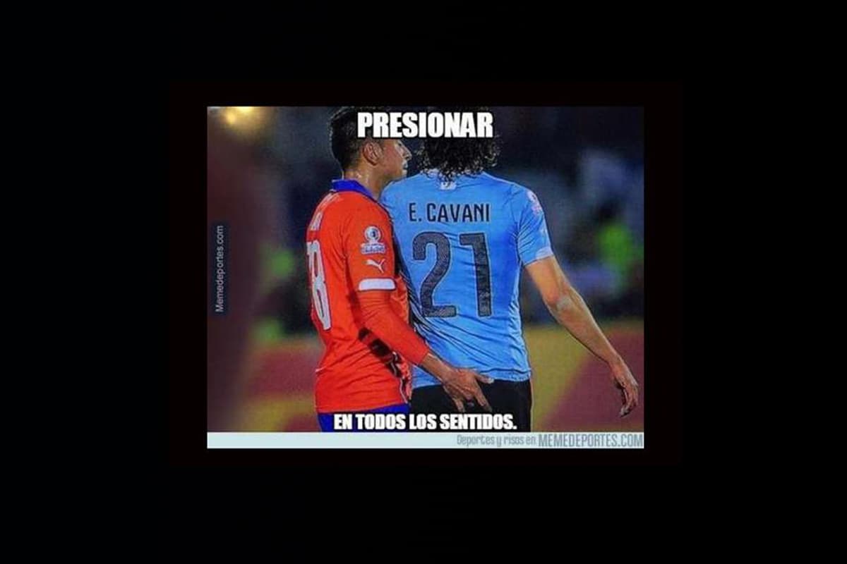 Mira los mejores memes del 'dedazo' de Gonzalo Jara a Edinson Cavani en el partido Chile-Uruguay en cuartos de final de la Copa América 2015 (Twitter).