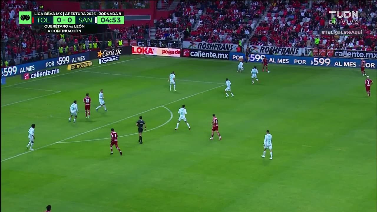 ¡TIRO ATAJADO! disparo por Paulinho.