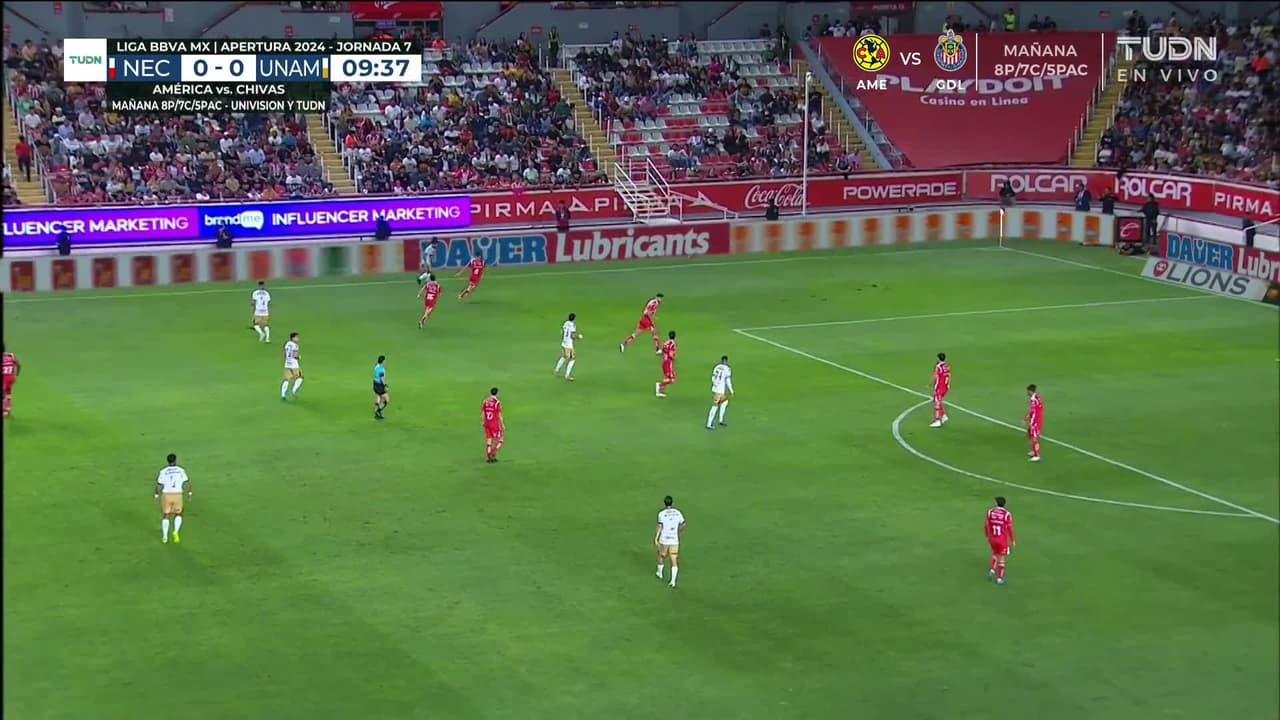 ¡TIRO ATAJADO! disparo por Agustín Oliveros.