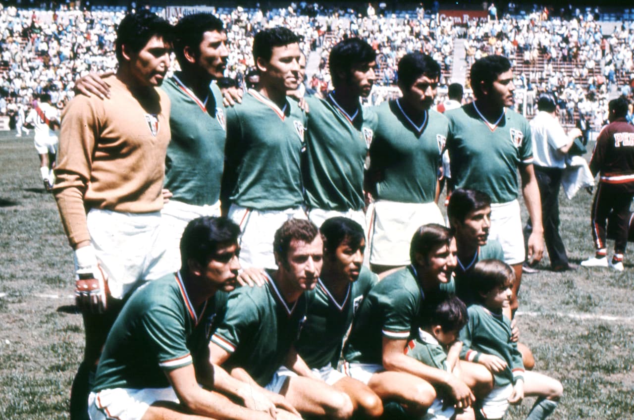 Eliminatoria campeonato Concacaf 1969: 2 noviembre 1969, Bermudas 2-1, México avanzó por global de 4-2.