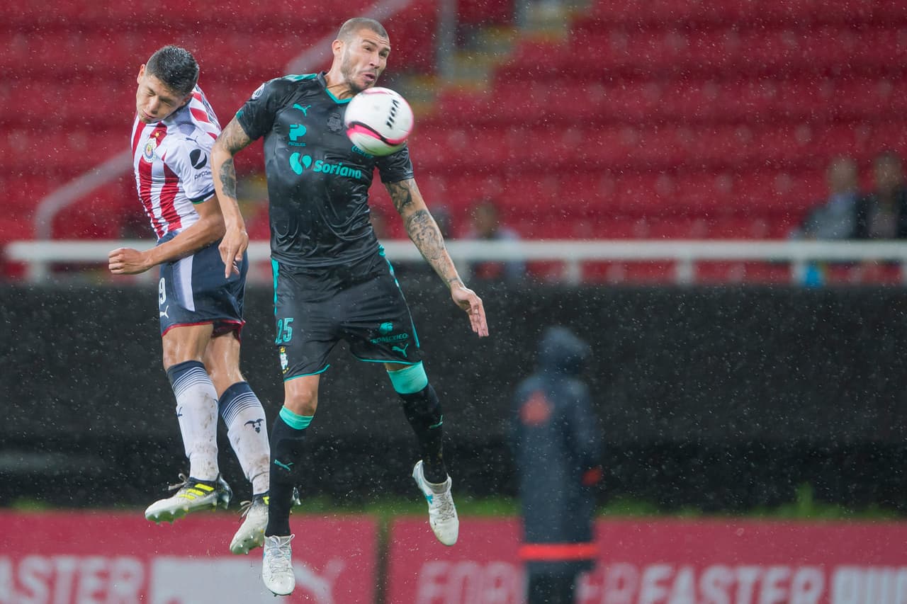 El duelo parecía quedar igualado, con un nuevo sinsabor para el 'Rebaño Sagrado'.