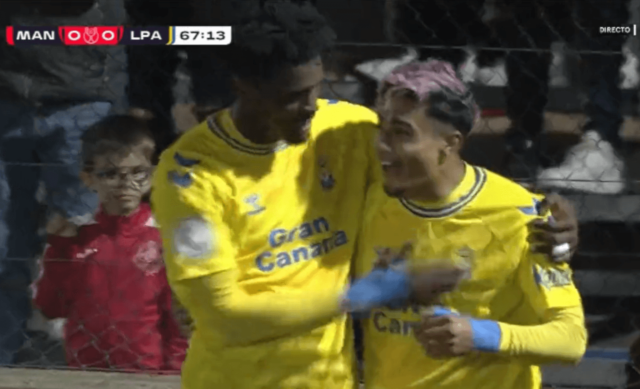 ¡Golazo! Julián Araujo anota su primer gol en Europa con Las Palmas