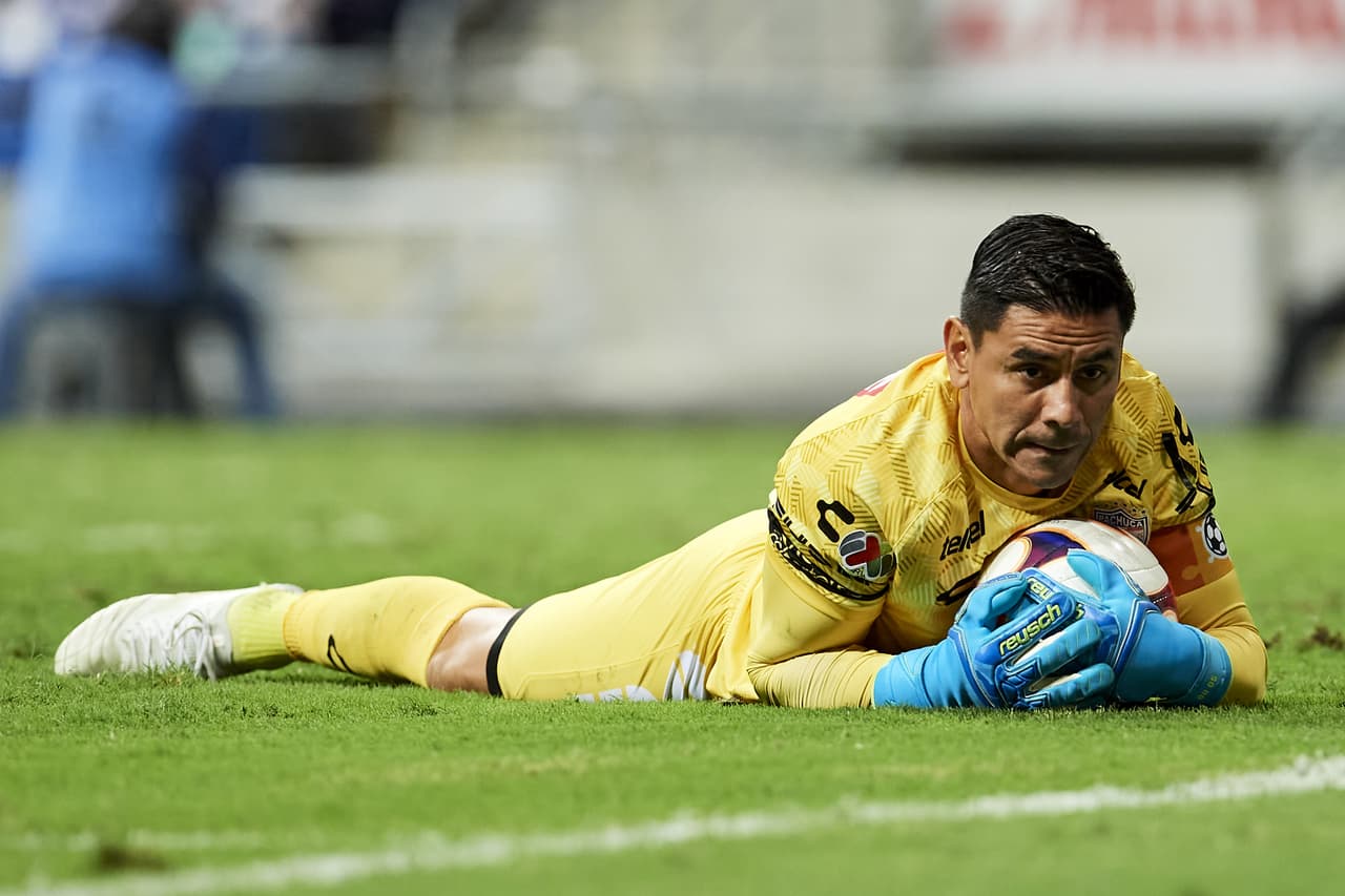 La figura había sido el guardameta de los Tuzos que estaba teniendo un gran encuentro.