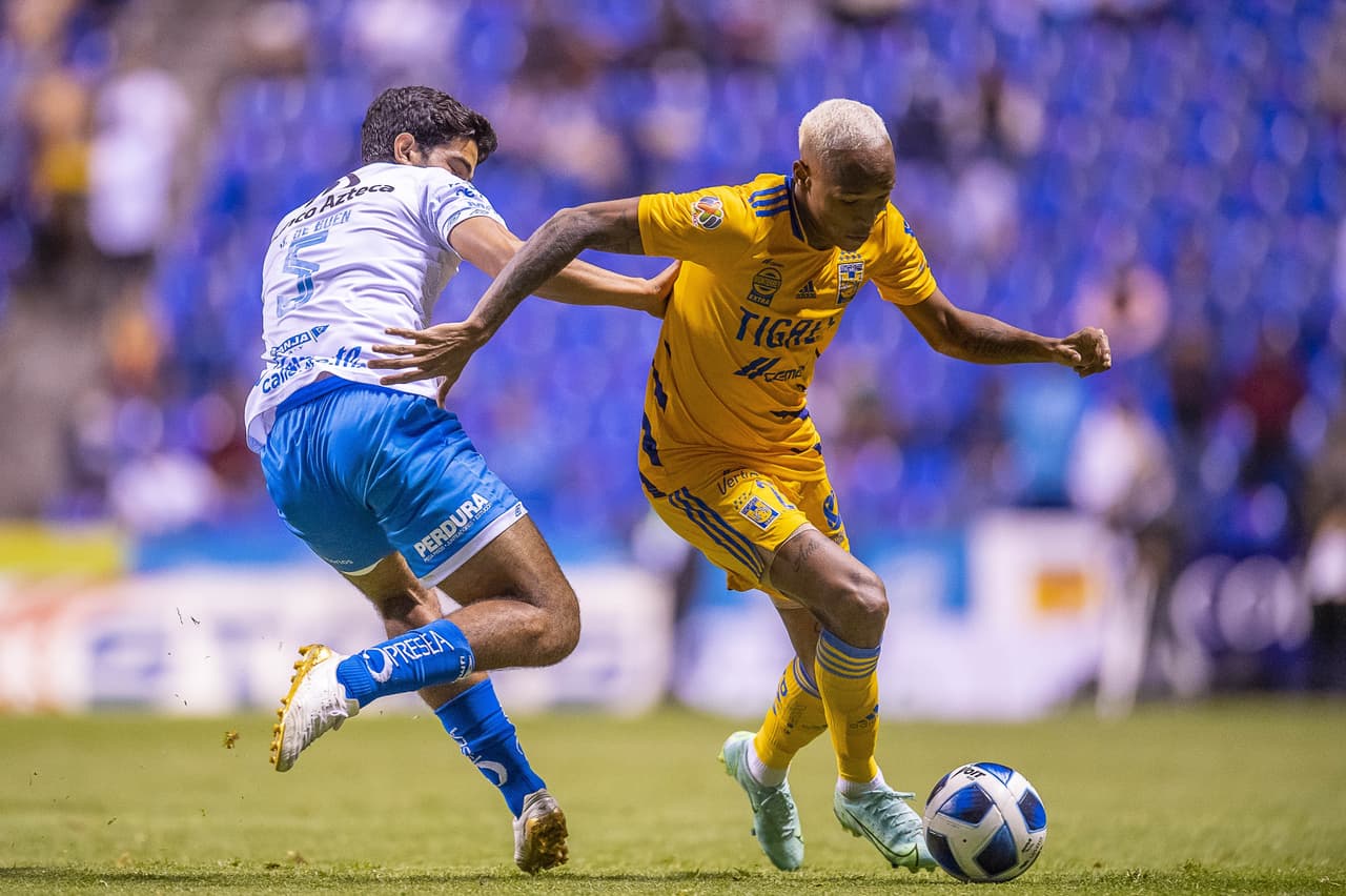 Puebla tompo la ventaja la minuto 40+5 de la mano de Fernando Aristeguieta y Nico López se encargó de empatar el encuentro al minuto 56.