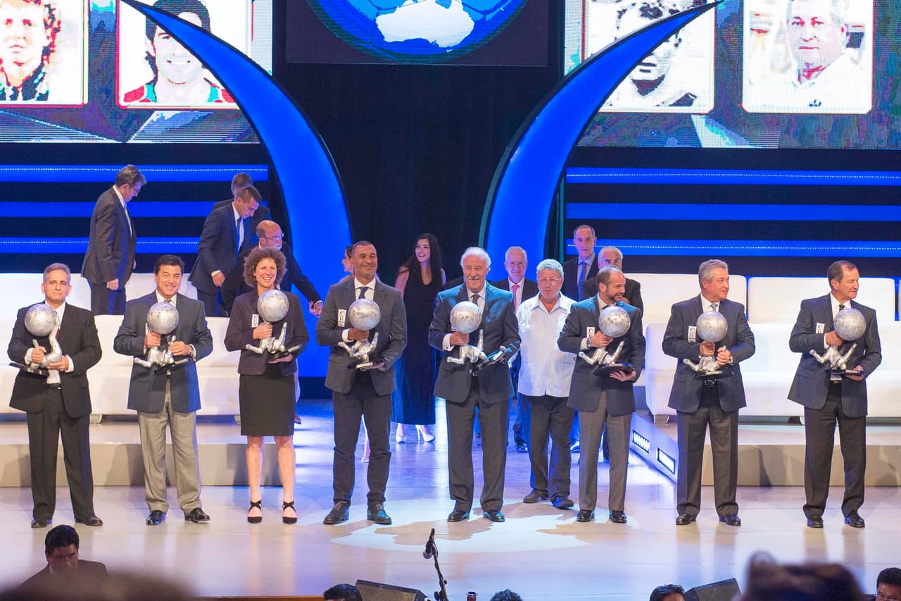 Al final los Investidos 2015 posaron para la foto del recuerdo.