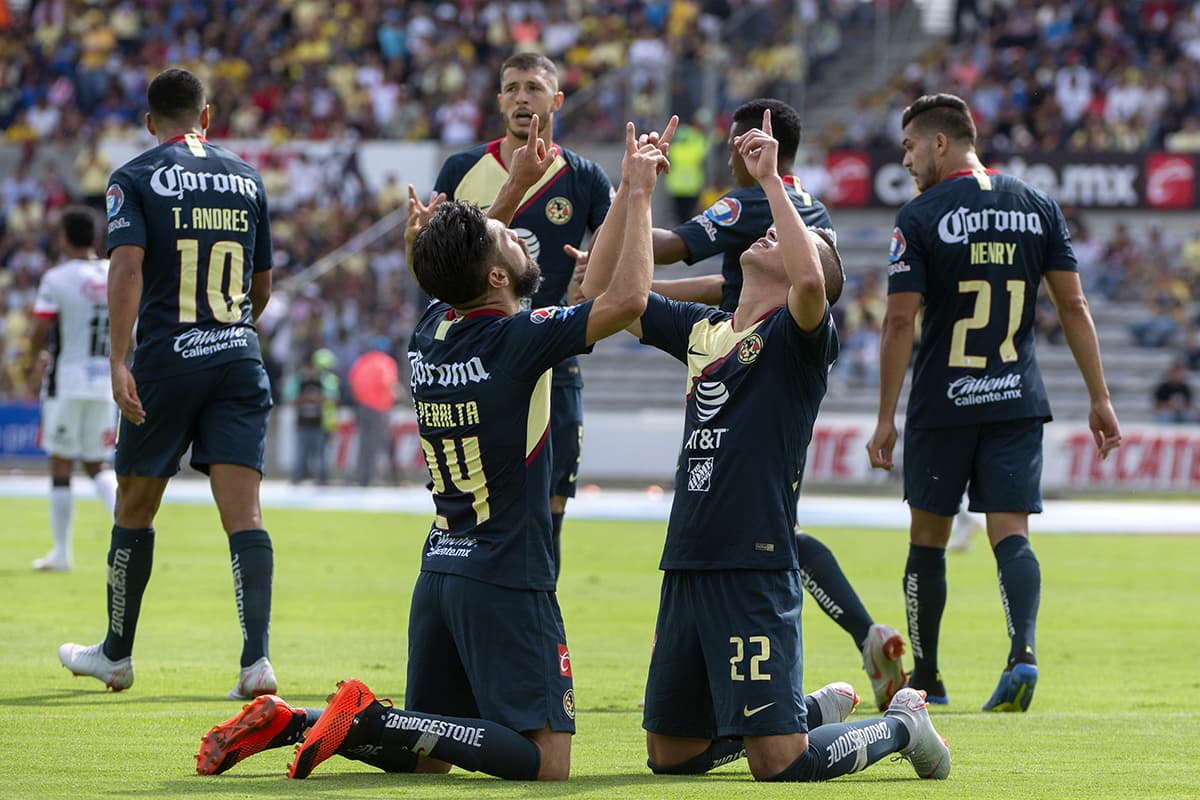 El Club América venció 2-0 a Lobos BUAP como visitante este domingo, en el cierre de la octava jornada del Apertura 2018 de la Liga MX.