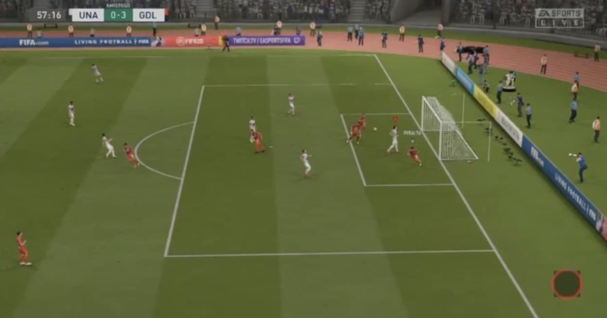 Los Pumas de Alejandro Zamudio vivieron una pesadilla en su debut luego de ser goleados 1-8 por las Chivas en Ciudad Universitaria.