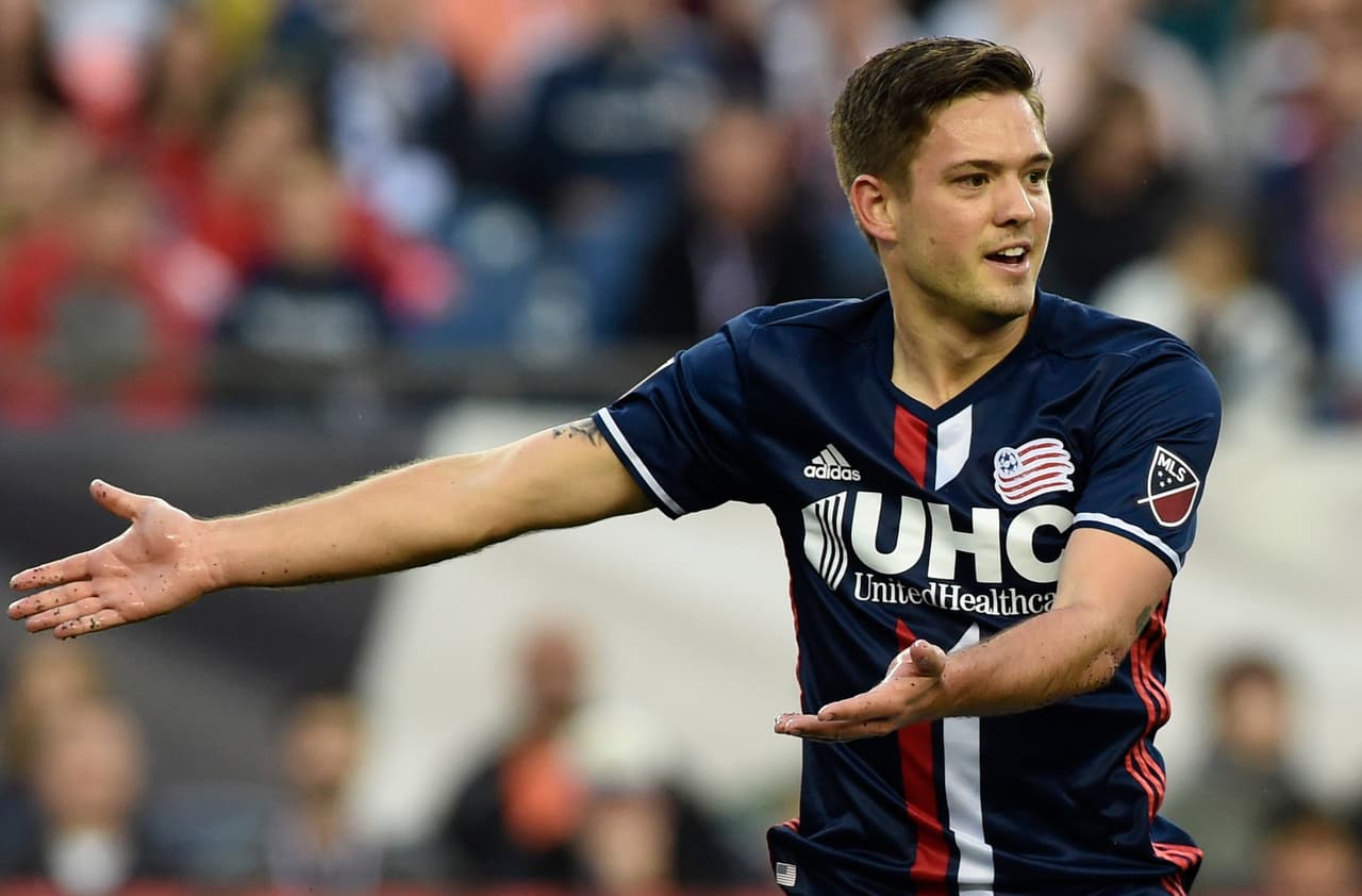 Una de las sorpresas de los últimos días la dio New England Revolution, que puso fin a la larga seguidilla de triunfos de Toronto FC. El lateral por izquierda Kelyn Rowe (importante también en el choque ante NYCFC) fue uno de los constructores de esa victoria. (USA Today Images)