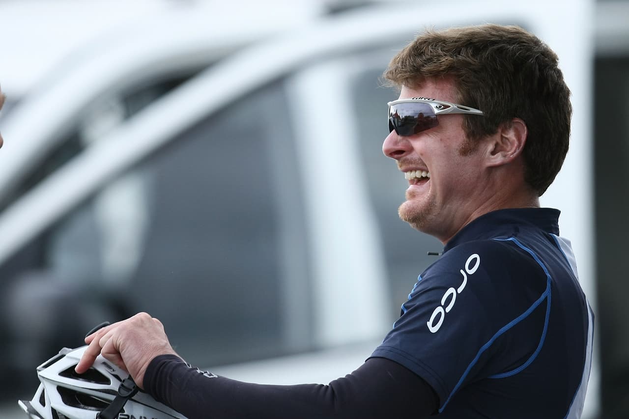 INVERCARGILL, NEW ZEALAND - NOVEMBER 04: Floyd Landis of USA prepares for Stage Six of the Tour of Southland on November 4, 2010 in Invercargill, New Zealand. (Photo by Teaukura Moetaua/Getty Images)