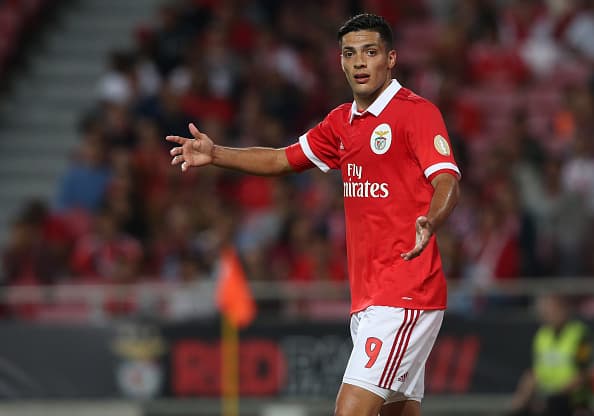 El mexicano tuvo una actuación discreta ante Guimaraes.