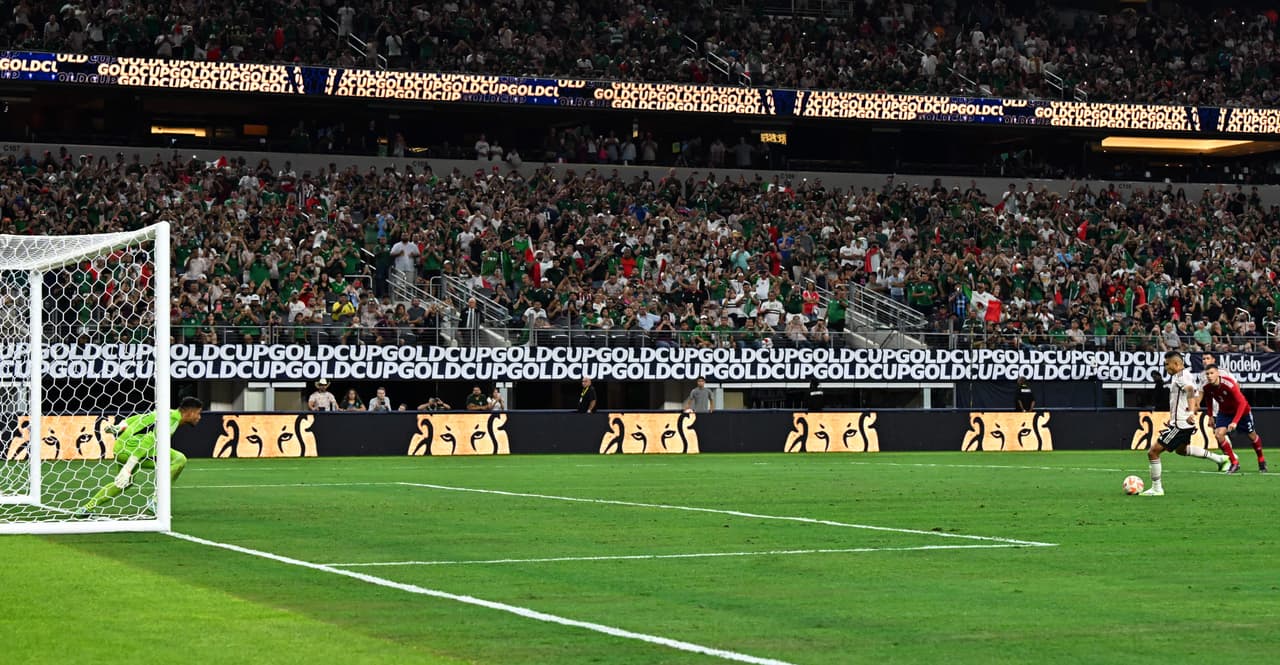 México ganó a Costa Rica con goles de Orbelín Pineda y 'Chiquito' Sánchez para avanzar a Semifinales de la Copa Oro 2023.