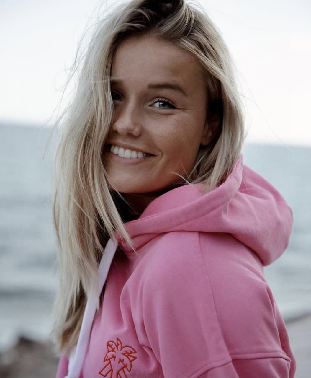 Mikky Kiemeney - novia Frenkie de Jong