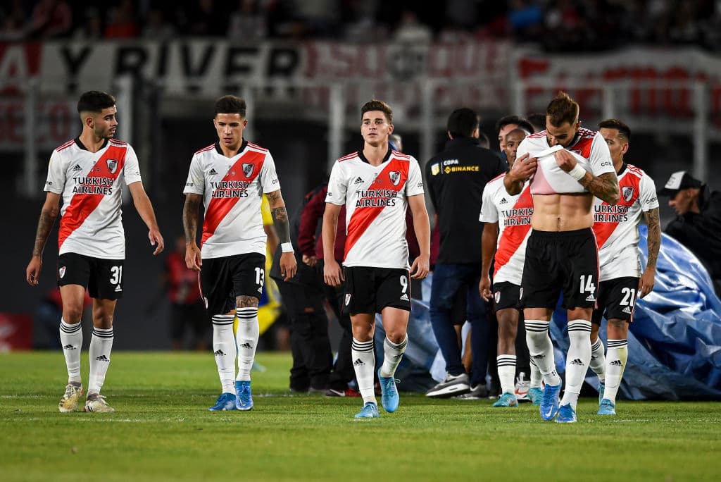 Con un gol del colombiano Sebastián Villa, Boca Juniors venció como visitante a River Plate y se quedó con el Superclásico del futbol argentino. 
<br>