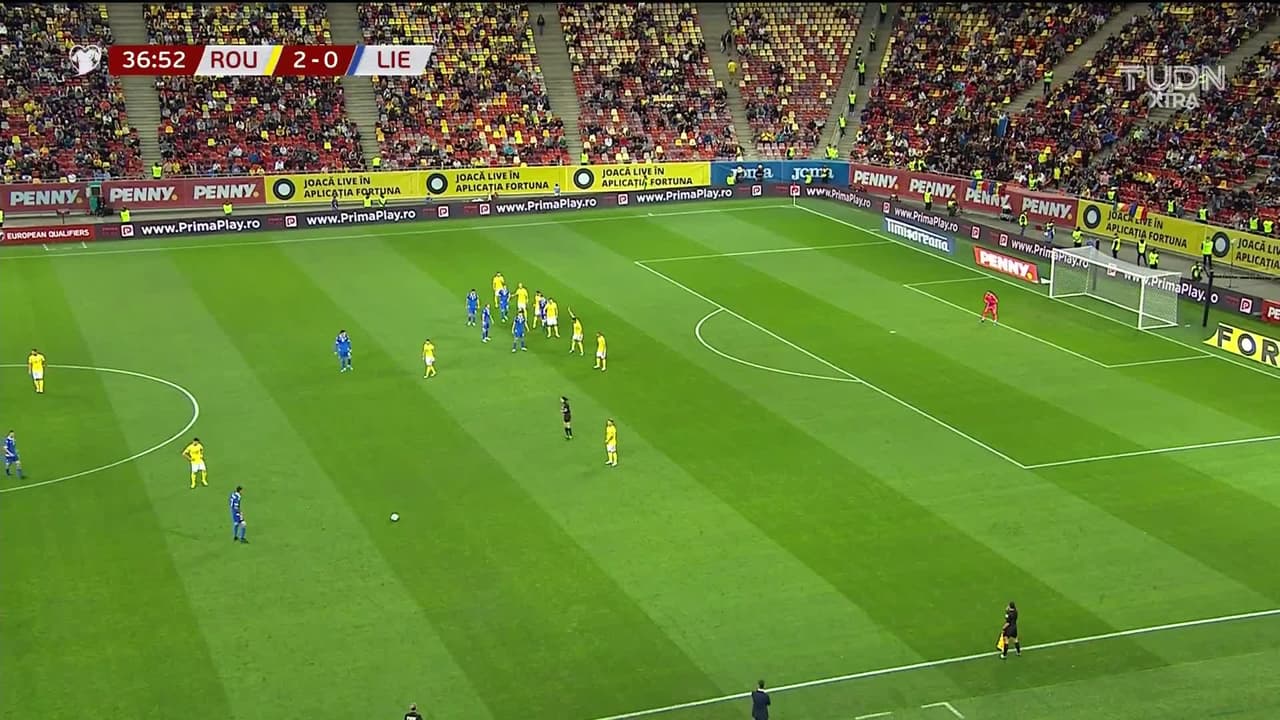 ¡TIRO ATAJADO! disparo por Nicolas Hasler.