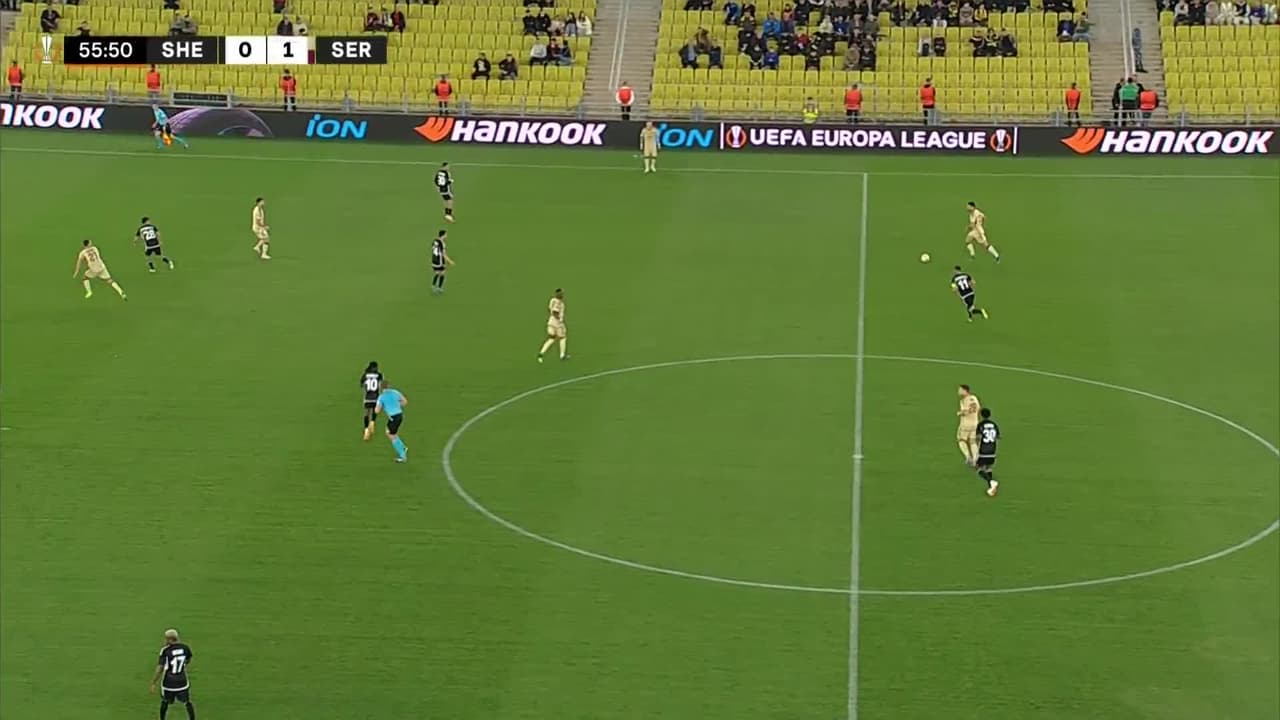 ¡TIRO ATAJADO! disparo por Alexis Antunes.