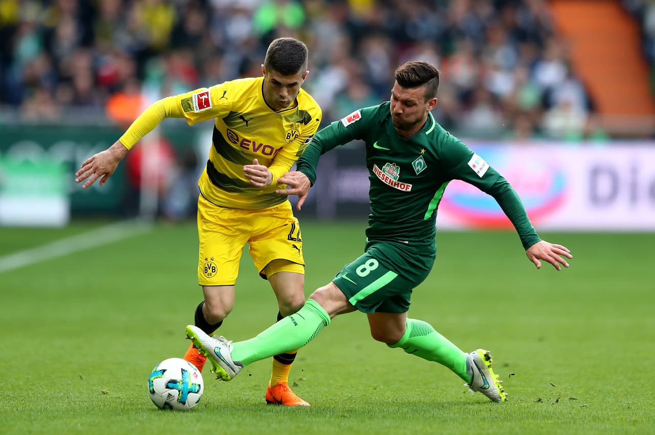 Además, la inminente salida del estadounidense Christian Pulisic le deja el espacio al 'Chucky' para unirse a un equipo que suele darle oportunidades a talentos jóvenes.