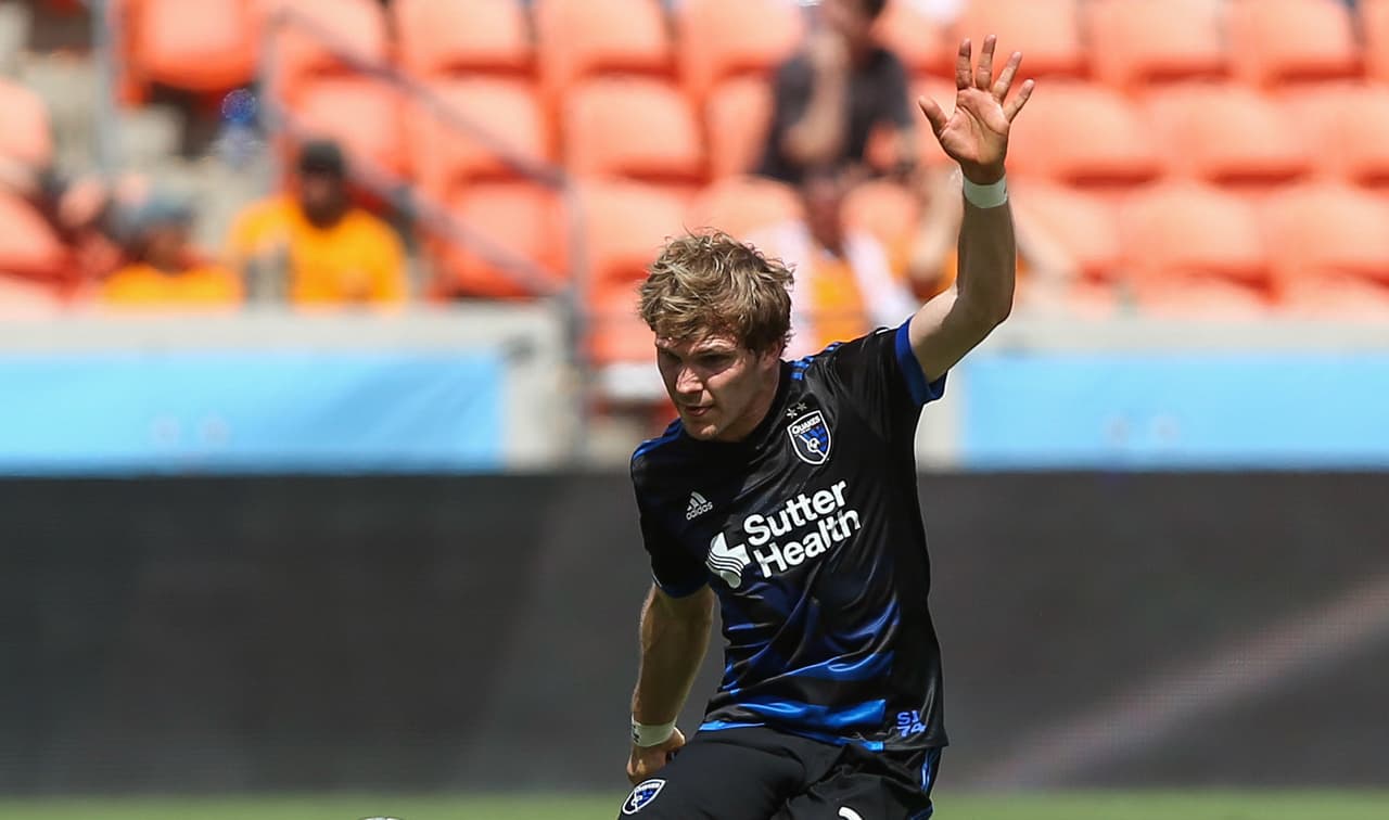 Desde su reciente arribo a la MLS el alemán Florian Jungwirth demuestra que es uno de los defensores centrales más sólidos de la MLS. Este fin de semana fue clave para que San Jose Earthquakes consiguiera derrotar a Minnesota United. (USA Today Images)