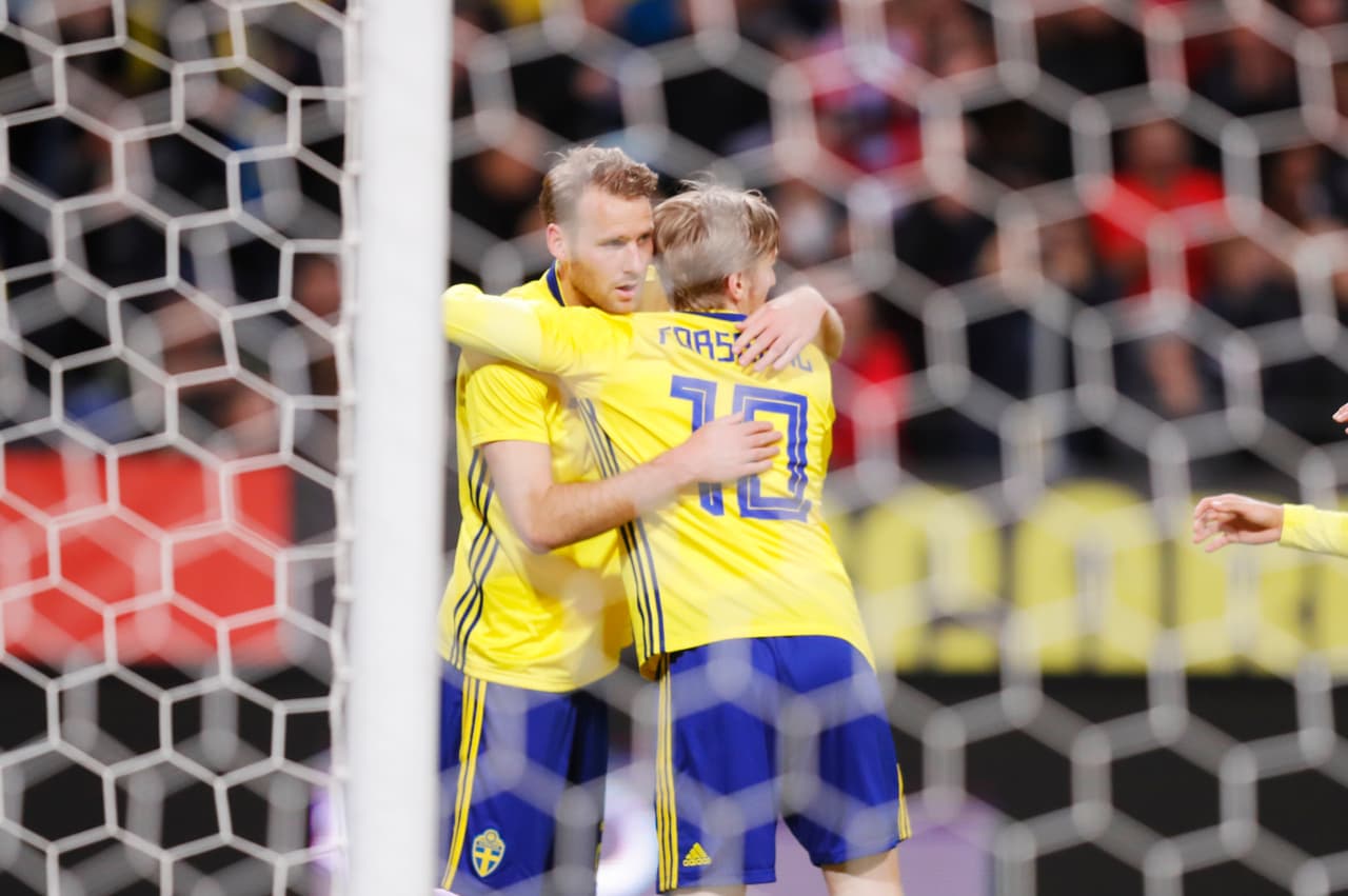 Ola Toivonen igualó el marcador con una asistencia de Viktor Claesson.