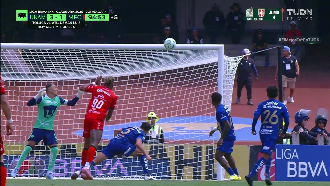 ¡El poste salva a Pumas! Mazatlán estuvo a punto de hacer el segundo al 94'