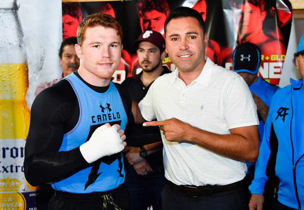Oscar De la Hoya: "Saúl 'Canelo' Álvarez luce rápido y fuerte"