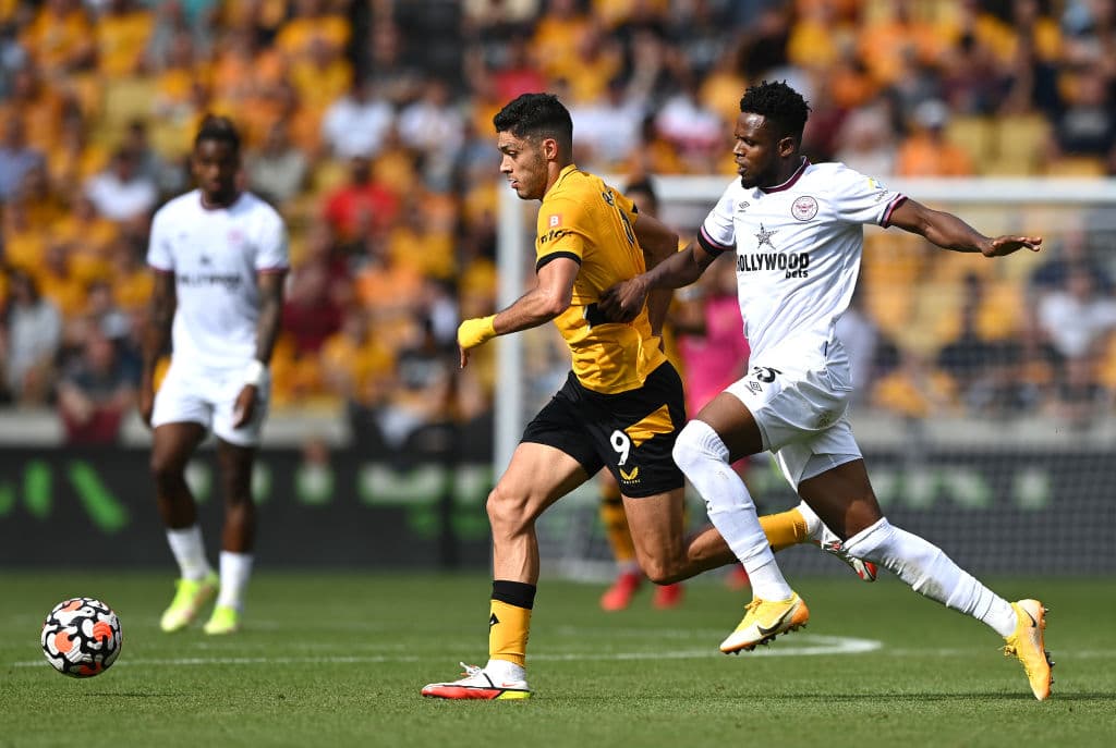 El Brentdford continúa dándole alegrías a su afición y consiguen su segunda victoria luego de vencer 0-2 al Wolverhampton.