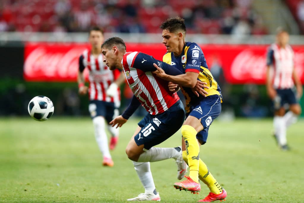 Luis Olivas apenas empieza en Chivas y ya apunta a la selección
