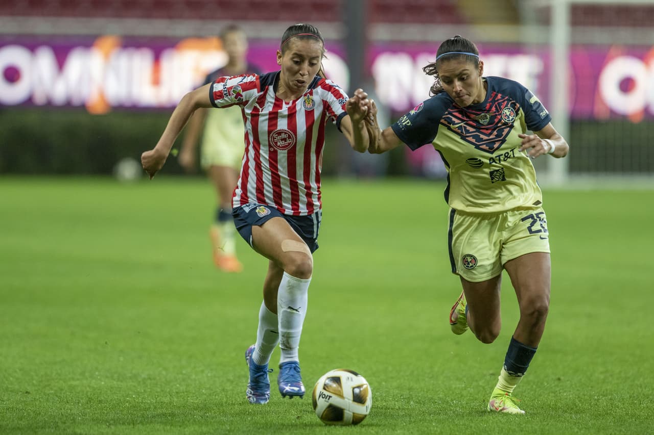 during the game Guadalajara vs America, corresponding to Quarterfinal second leg round match of Torneo Apertura Grita Mexico A21 of the Liga BBVA MX Femenil, at Akron Stadium, on December 06, 2021.
<br>
<br> durante el partido Guadalajara vs America, correspondiente al partido de vuelta de Cuartos de Final del Torneo Apertura Grita Mexico A21 de la Liga BBVA MX Femenil, en el Estadio Akron, el 06 de diciembre de 2021.