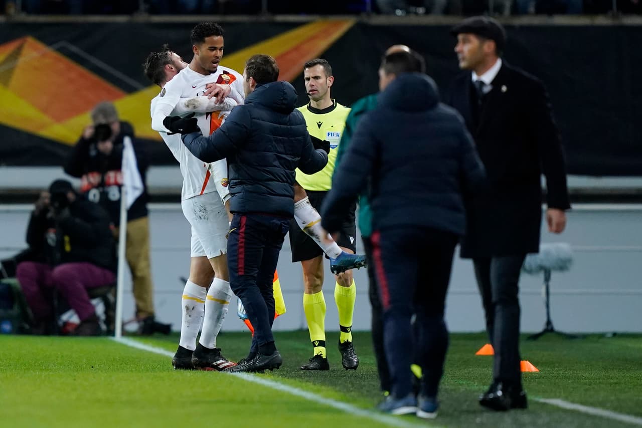 El marcador global se inclinaba para Roma 2-1.