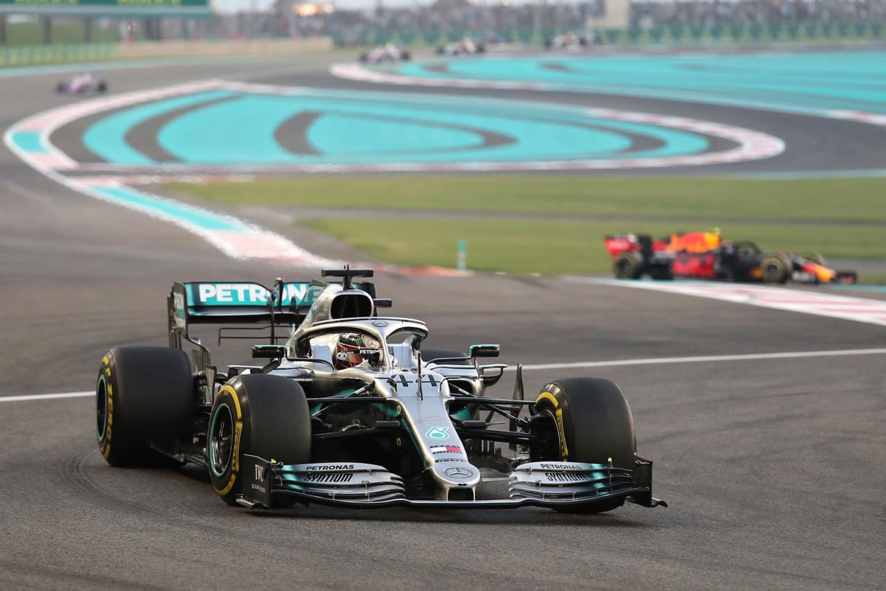 Los corredores deberán someterse a la prueba de coronavirus y se quedarán en hoteles designados cerca de la pista.