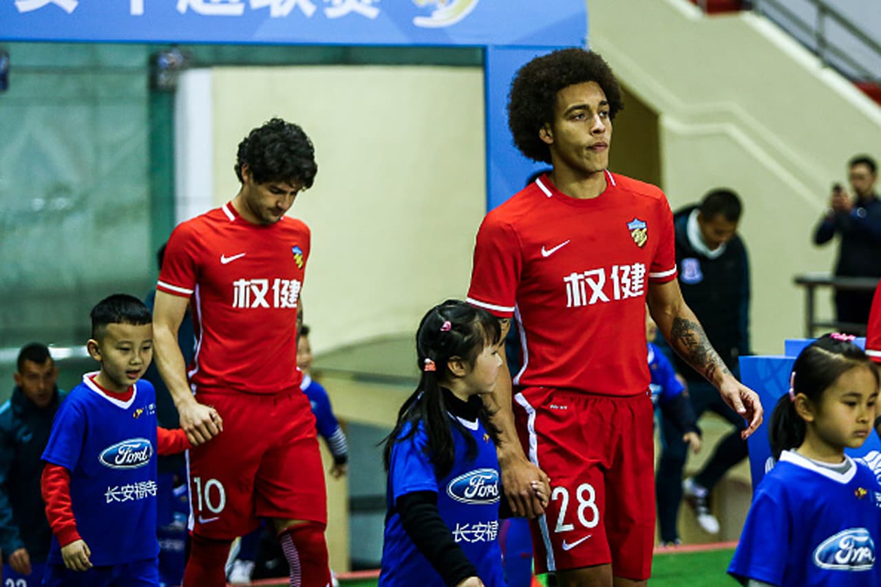 En el Tianjin Quanjian juegan el brasileño Alexandre Pato y el belga Axel Witsel.