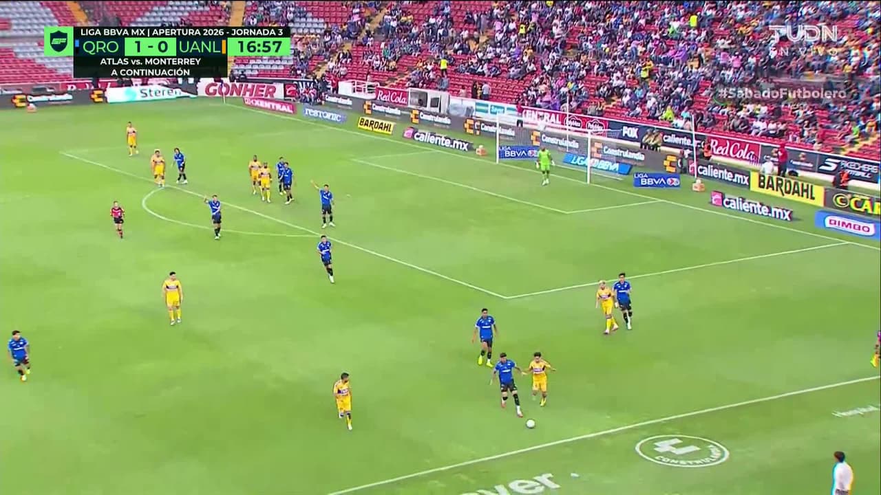 ¡GOL!  anota para Querétaro. Mateo Coronel