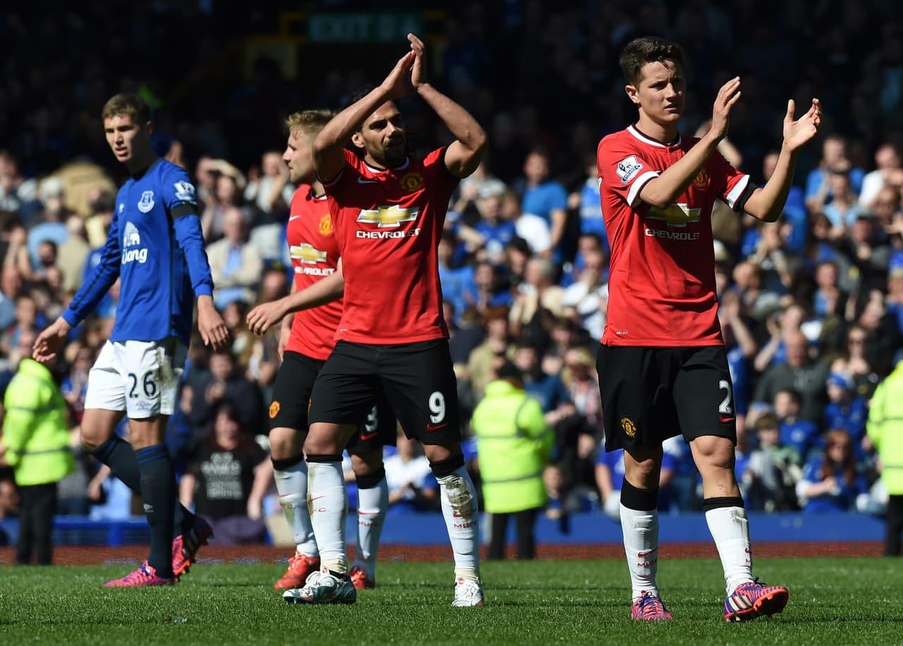 Fue en la séptima jornada de la Premier League ante el Everton, partido que finalizó con triunfo por 2-1 para el United.