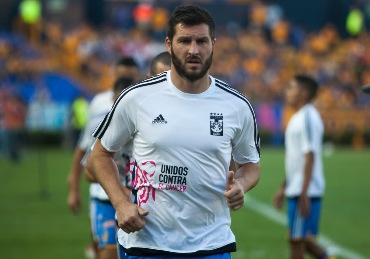 Tigres' player French footballer Andre-Pierre Gignac warms up before the start of the Mexican Apertura 2016 tournament football match against Necaxa at the Universitario stadium in Monterrey, Mexico on October 15, 2016. / AFP / Julio Cesar AGUILAR (Photo credit should read JULIO CESAR AGUILAR/AFP/Getty Images)
