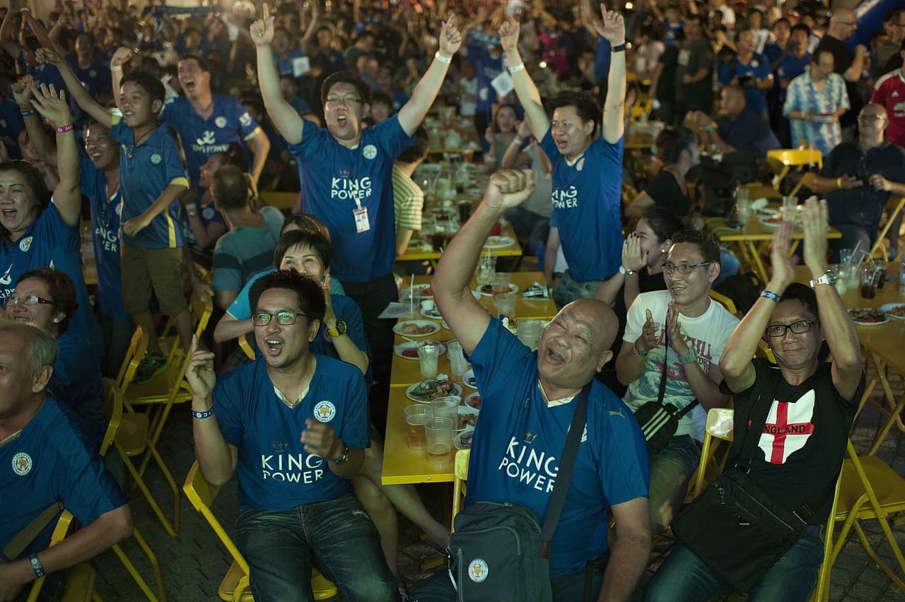 Los festejos habían comenzado un día antes luego del empate entre Manchester United vs Leicester, los aficionados sabían que ese resultado los ponía muy cerca del título. Desde Talinadia hasta Inglaterra se celebra.